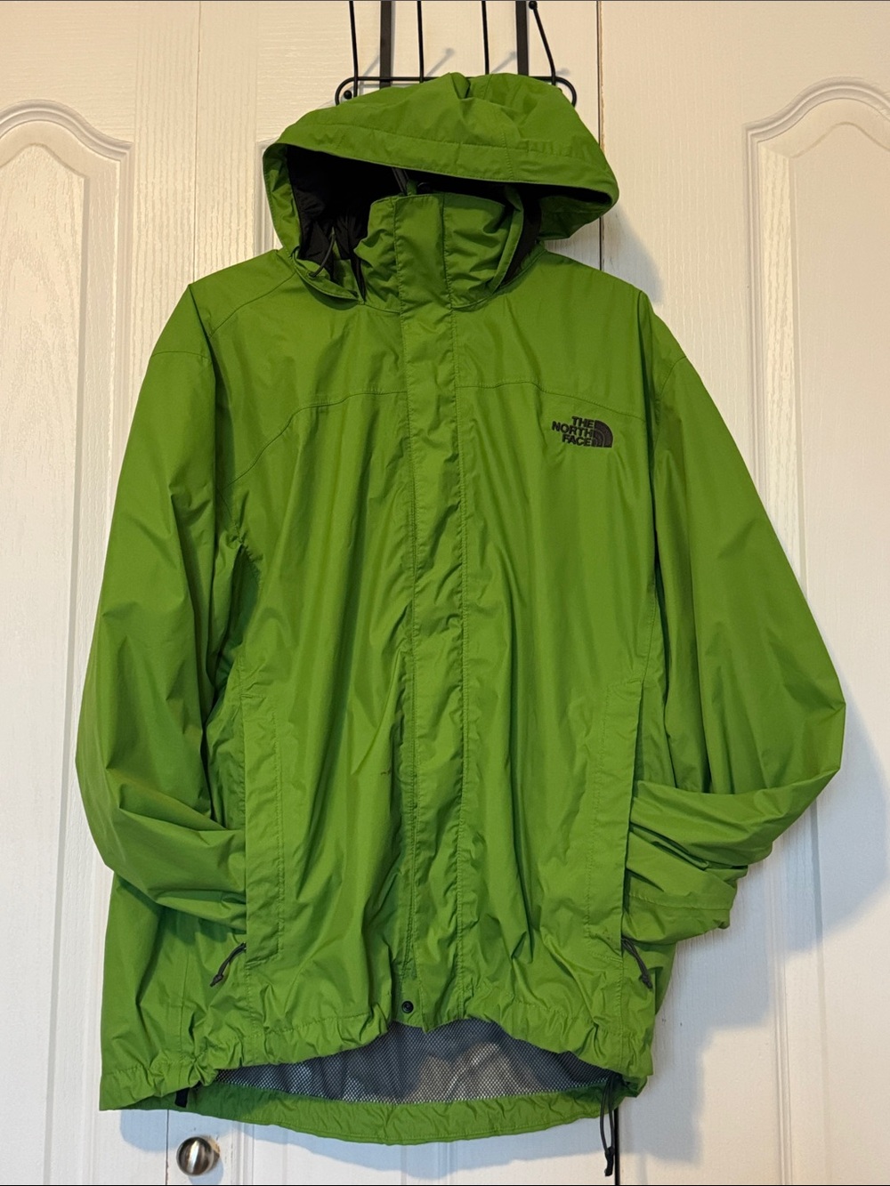 🌿 The North Face HyVent Waterproof Hooded Rain Jacket 🌿